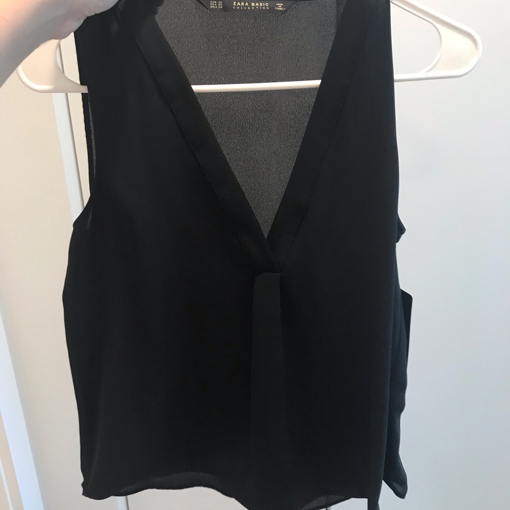 NWT ZARA Black Sleeveless Blouse